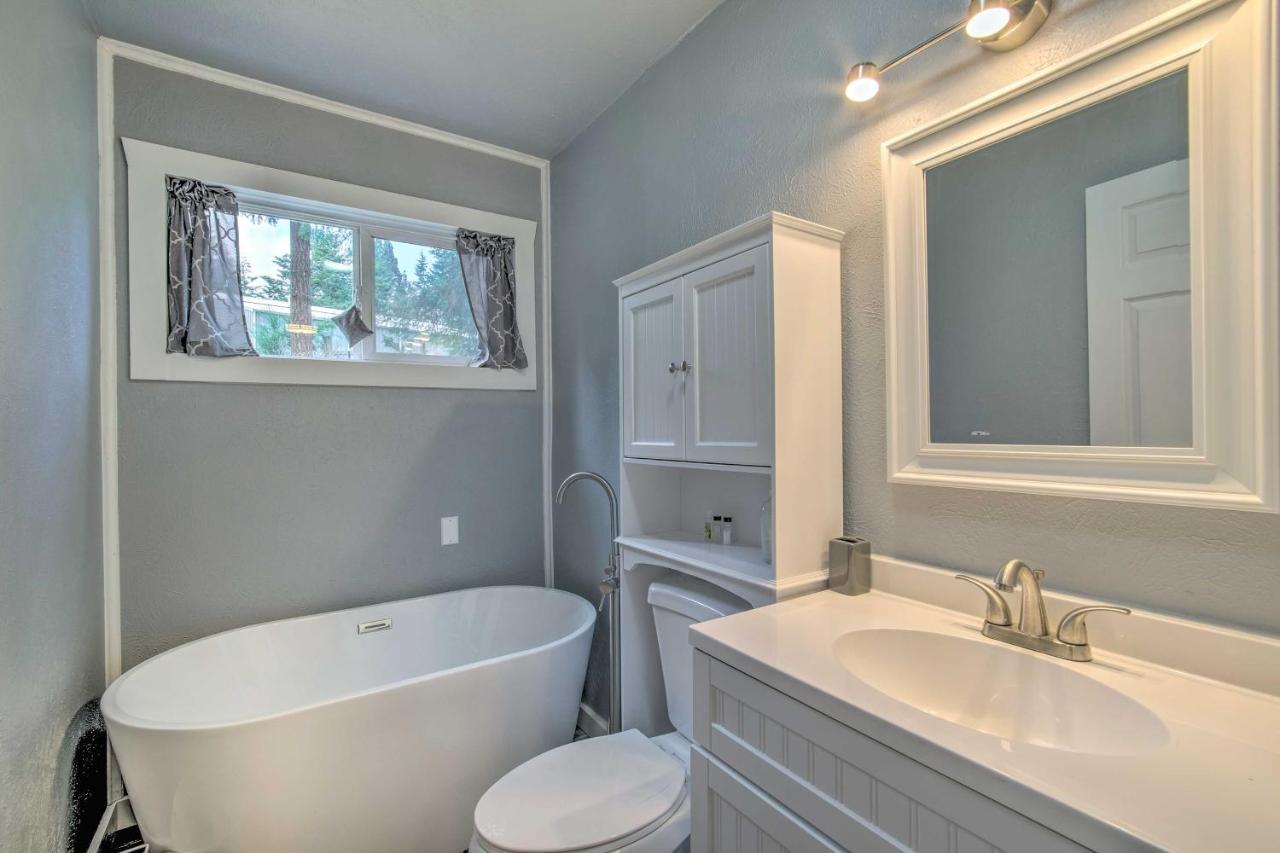 Cozy North Bend Getaway Near Dunes And Ocean! Lakeside 外观 照片